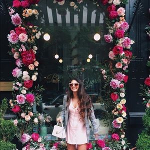 Meet your Posher, Elisa